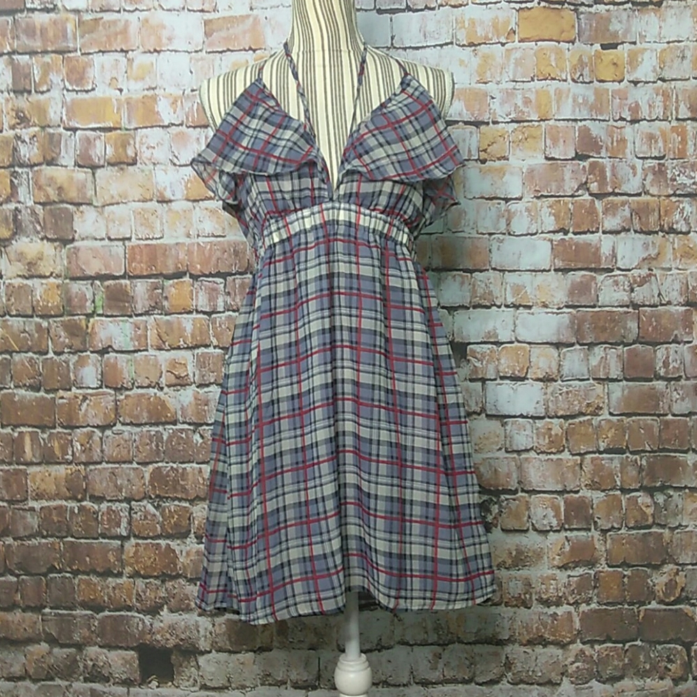 nameless: Grey and red plaid halter dress NWT Med.